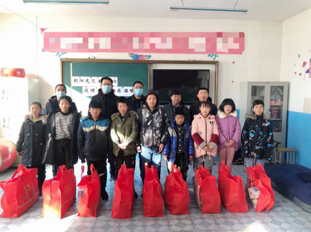 寒冬有假，溫情無價(jià)